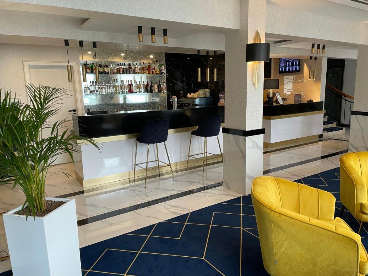 Hotel Daria Tychy Eksteriør billede