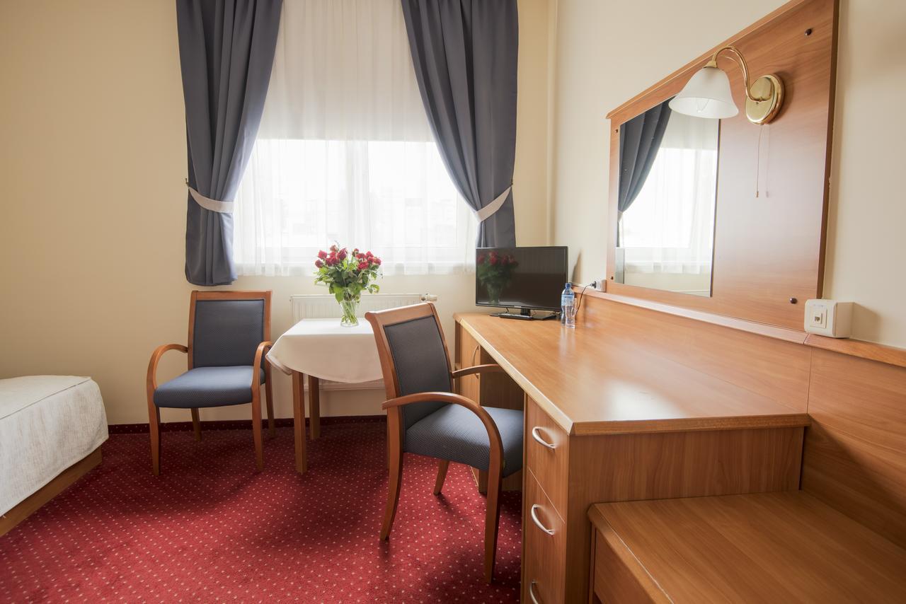 Hotel Daria Tychy Eksteriør billede