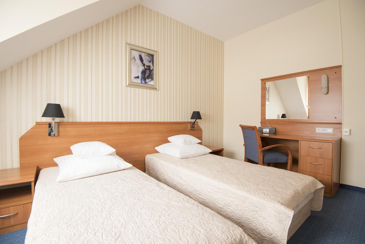 Hotel Daria Tychy Eksteriør billede